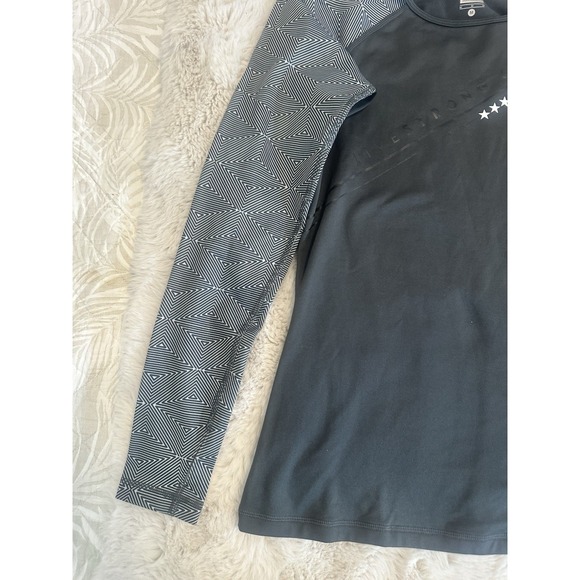 Nike Pro Women's Training Long Sleeve‎ Tee Pullover Thumb Holes Gray M - Picture 3 of 10